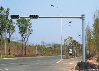 中国 7mの高さの倍の腕の交通信号ポーランド人の私道は信号を持つ鋼鉄ポーランド人に電流を通しました サプライヤー