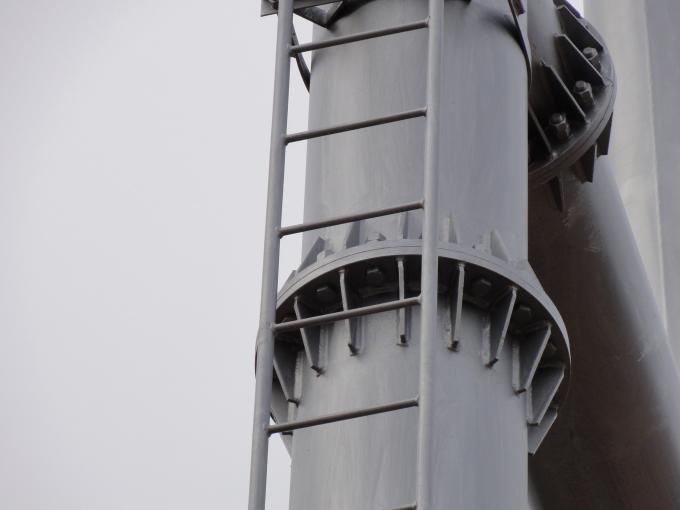 220のKvは鋼管の管の広く利用されたモノラル ポーランド人タワー10m200mに電流を通しました 7